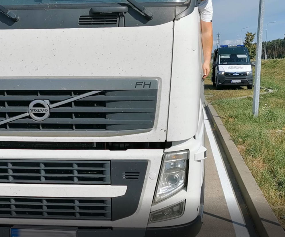 Nie otworzył drzwi inspektorom, bo były zepsute