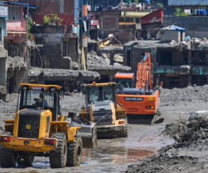 Horror w Nepalu. Odnaleziono zwłoki 270 osób. 1300 zaginionych!