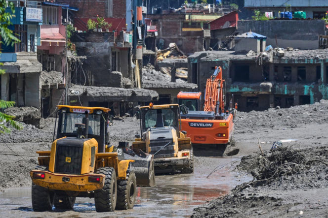 Horror w Nepalu. Odnaleziono zwłoki 270 osób. 1300 zaginionych!