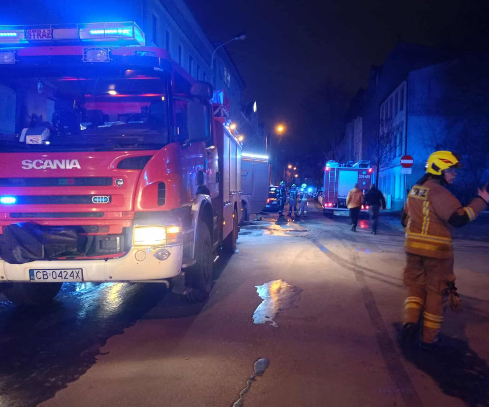 Tragiczny pożar w hotelu pracowniczym. Emocjonalna relacja świadków: „Wybijali szyby i wyskakiwali przez okno!”