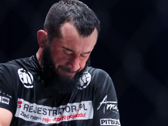 KSW 117: Mamed Chalidow pokonany i zakrwawiony! Paweł Pawlak obronił pas! WIDEO