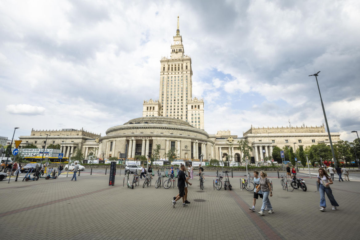 Pamiątki z Pałacu Kultury i Nauki. Historia budynku w przedmiotach 