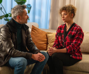 Na sygnale, odcinek 846: Ratownicy zostają uwięzieni w płonącym magazynie