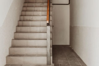 Remont kamienicy w Bytomiu - Fundacja Saint-Gobain i Habitat for Humanity