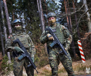 Nowi instruktorzy taktyki i technik interwencji w WOT