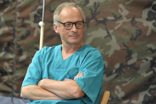 W serialu grali m.in. Anna Przybylska, Katarzyna Cichopek, Joanna Koroniewska, Krzysztof Kowalewski, Hanna Śleszyńska, Paweł Wawrzecki i Piotr Gąsowski.