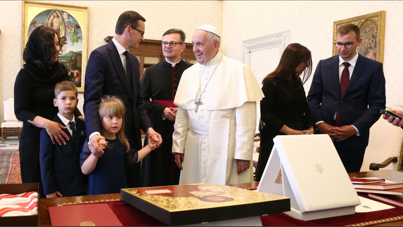 Premier Mateusz Morawiecki na audiencji u papieża Franciszka