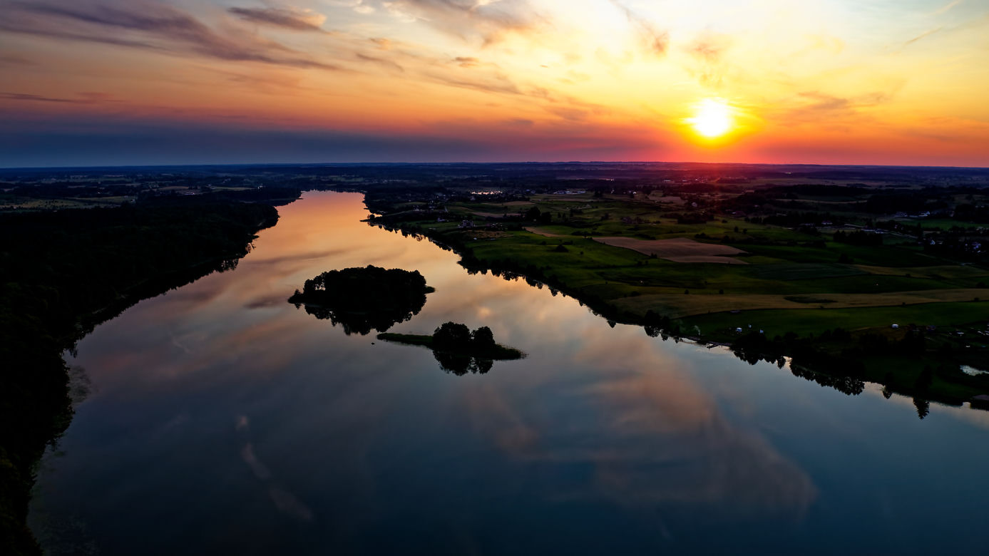 Co za widoki! Mazurskie miasteczko wygląda jak egzotyczny kurort [ZDJĘCIA]