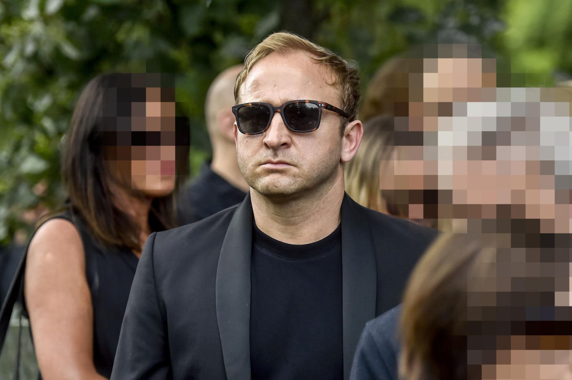 Barys Szyc na pogrzebie Arkadiusza Tomiaka
