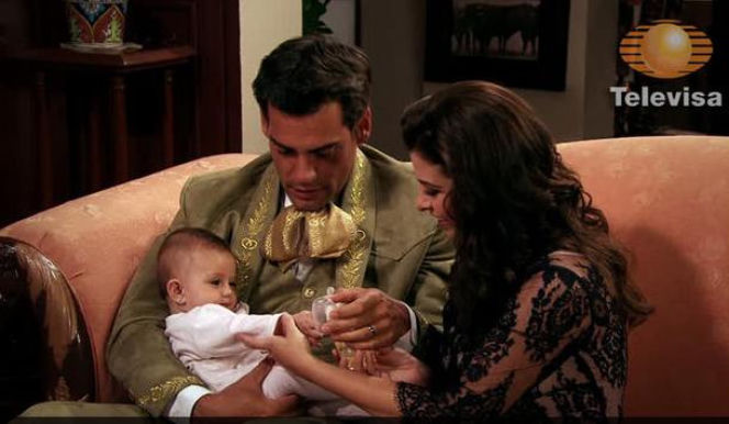 Nieposkromiona miłość. Daniel (Cristian de la Fuente), Miriam (Lisette)