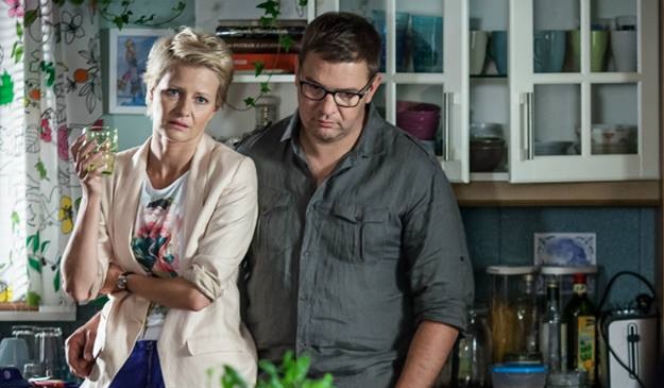 Rodzinka.pl. Ludwik (Tomasz Karolak), Natalia (Małgorzata Kożuchowska)