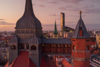 Wrocławskie wieże [ZDJĘCIE DNIA]