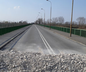 Most w Ostrowie - mija pół roku od zamknięcia