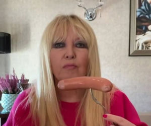 Jak jeść parówkę według Maryli Rodowicz