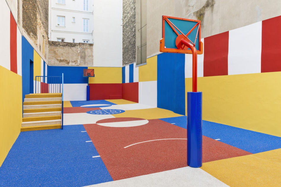 Pigalle Court projektu Ill Studio