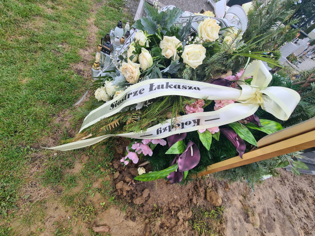 Anna została zabita w Przemyślu. Kwiaty zdobią jej grób [GALERIA]