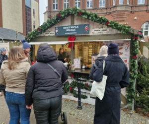 Przewodnik po najsmaczniejszych jarmarkach w Polsce. Tu zjesz prawdziwe smakołyki!