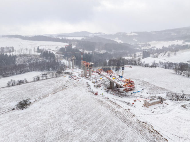 Budowa D11 w Czechach do granicy z Polską S3 w Lubawce