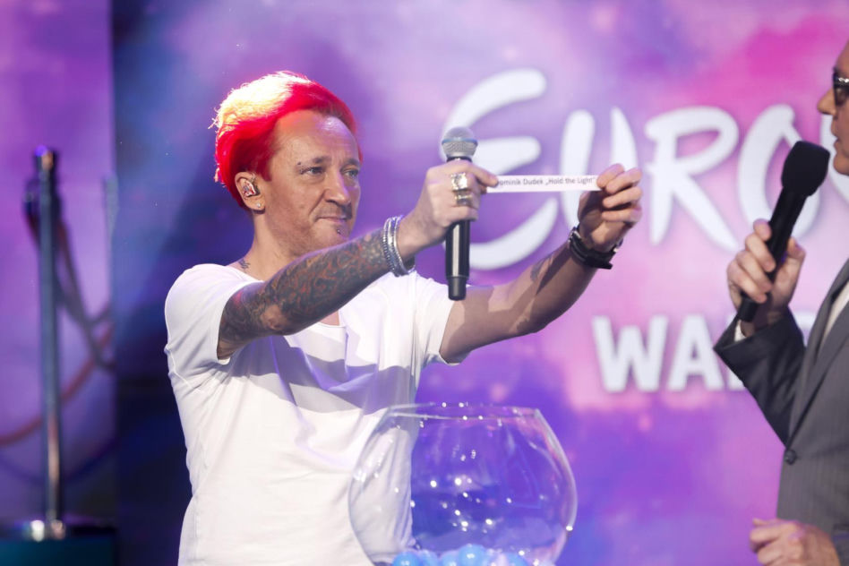 Michał Wiśniewski zaskoczył na eliminacjach Eurowizji 2025. Wyszedł na scenę i zaśpiewał hit