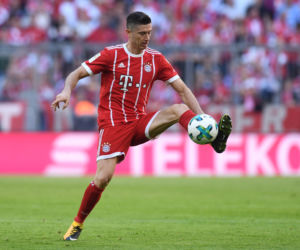 LEWY ZNOWU RUSZA NA SCHALKE