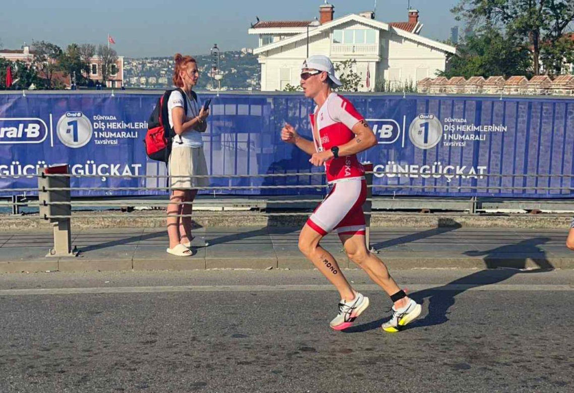 Dwóch młodych bydgoszczan wróciło z wielkim sukcesem z Mistrzostw Europy i Azji w Triathlonie w Stambule