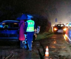 37-latek nie żyje. Kierowca przejechał mężczyznę i odjechał. Policja apeluje do świadków