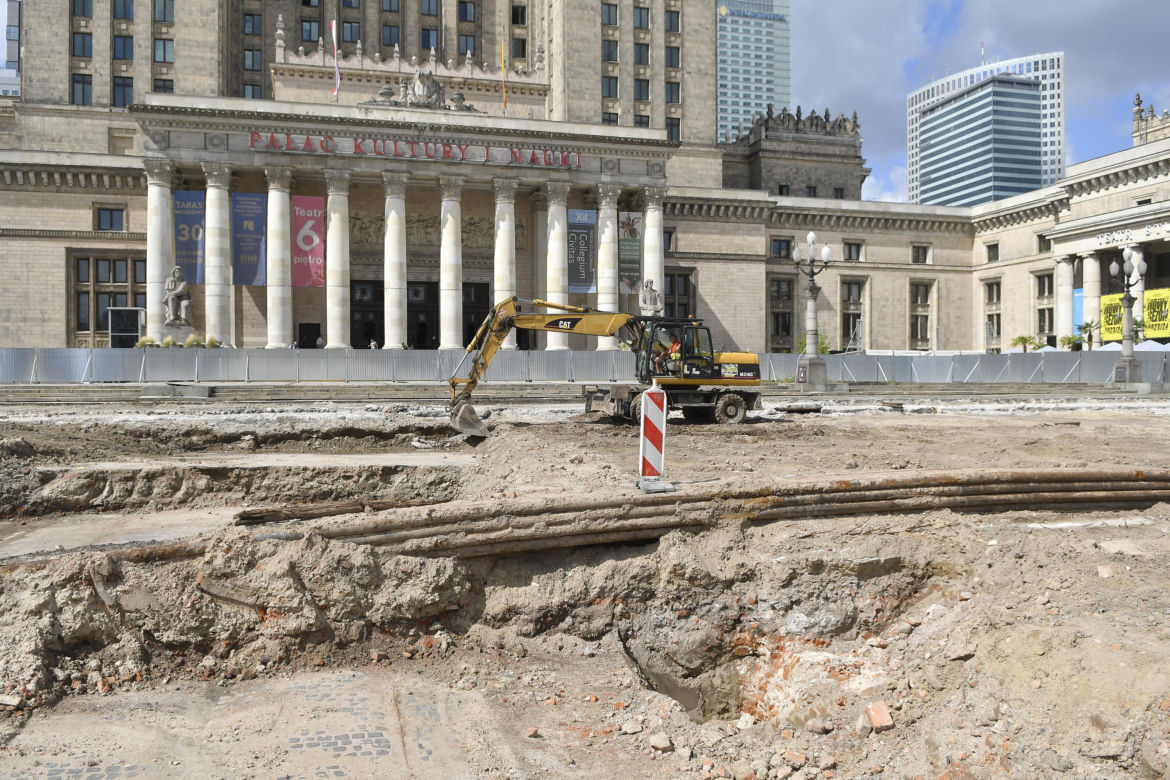 Tajne tunele zalane wodą. Przełomowe odkrycie w centrum Warszawy. Zdjęcia ujawniają prawdę