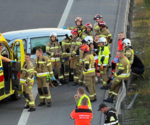 Poważny wypadek na S8. Troje dzieci trafiło do szpitala