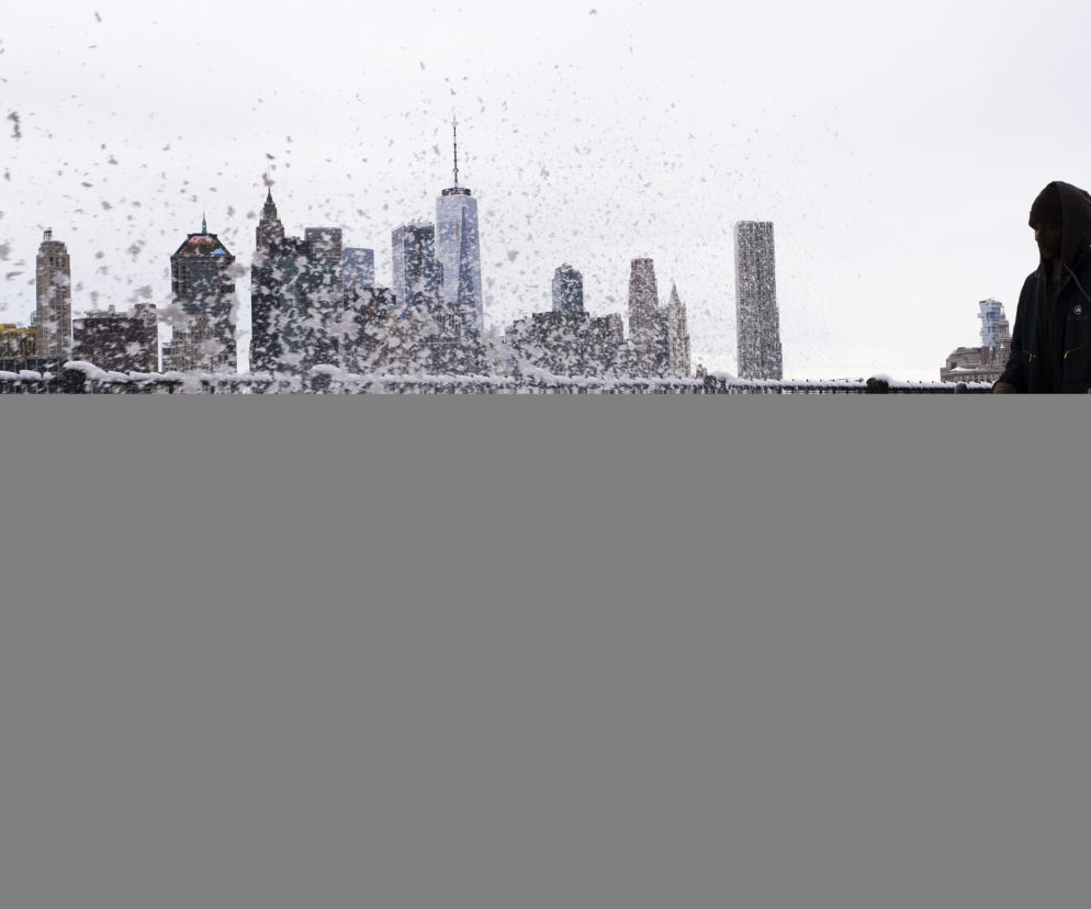 NYC odkopuje się ze śniegu