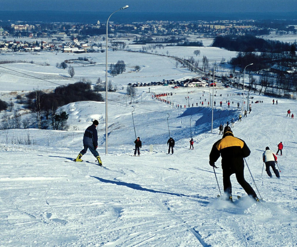 Ta miejscowość najbardziej kojarzy się z zimą. Polski biegun zimna