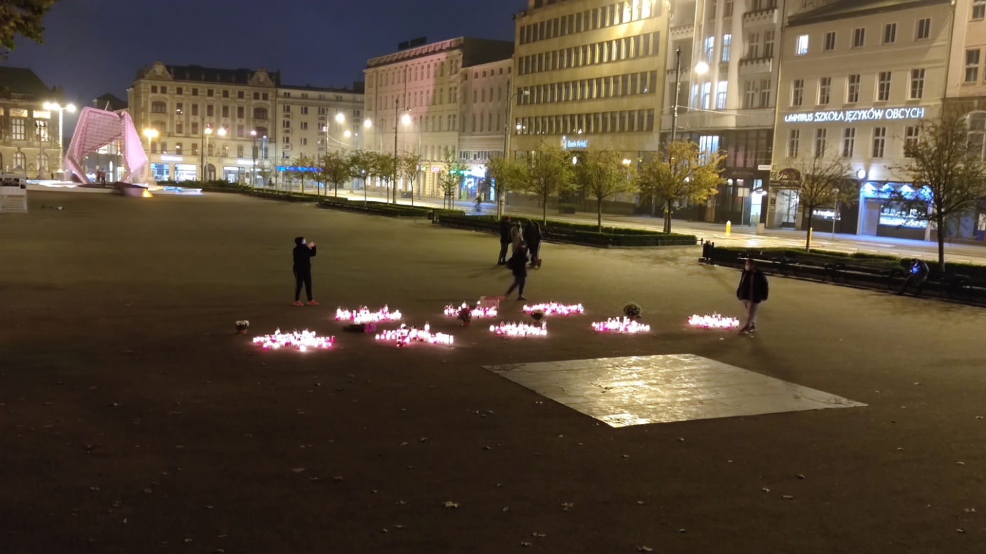 Strajk Kobiet na placu Wolności