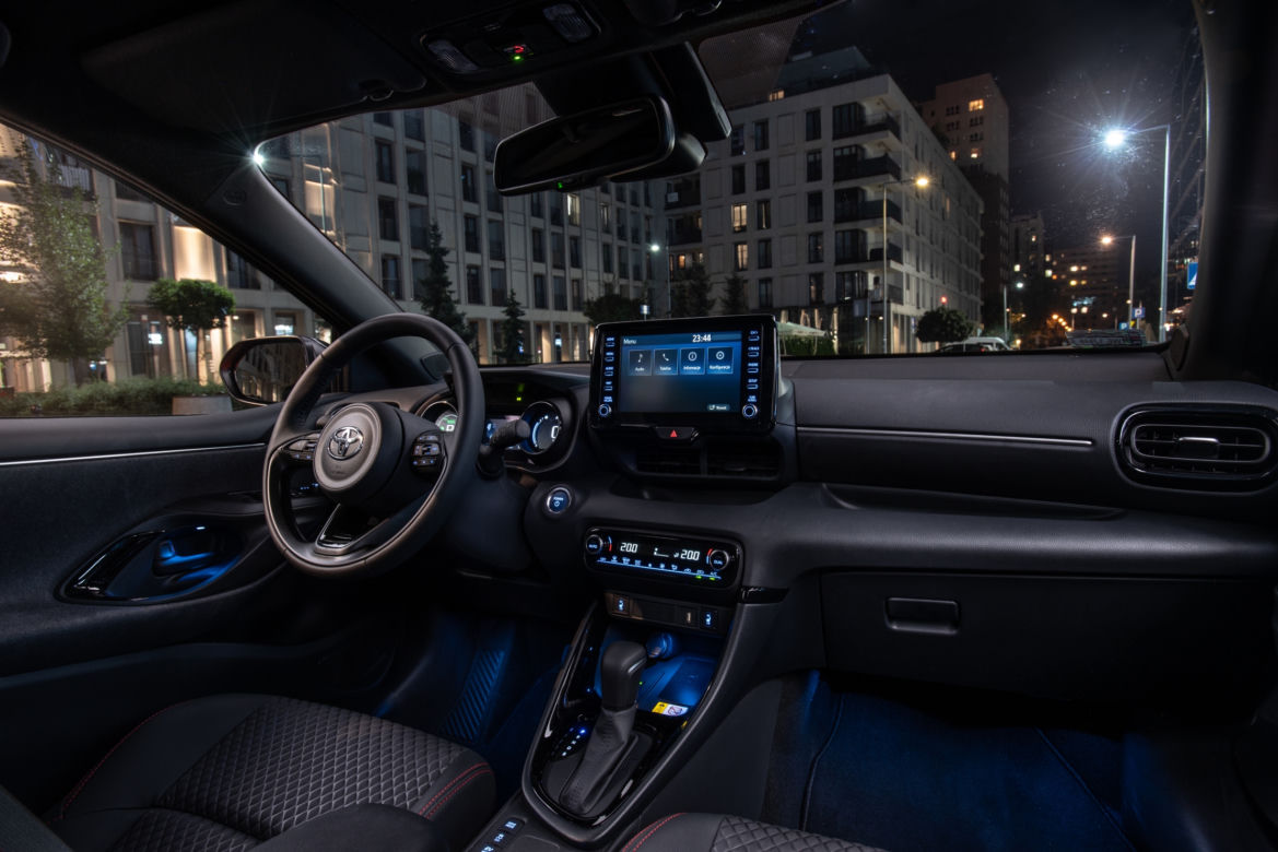 Toyota Yaris Premiere Edition 1.5 Hybrid 116 KM