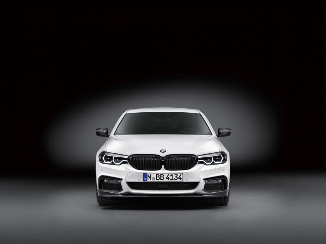 BMW 5 G30 M Performance