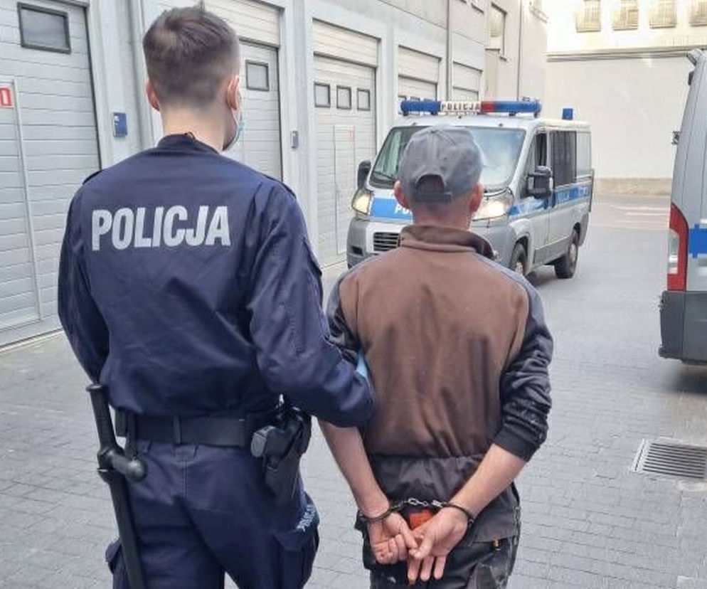 Gdańsk. Pijany kierowca jechał slalomem przed radiowozem