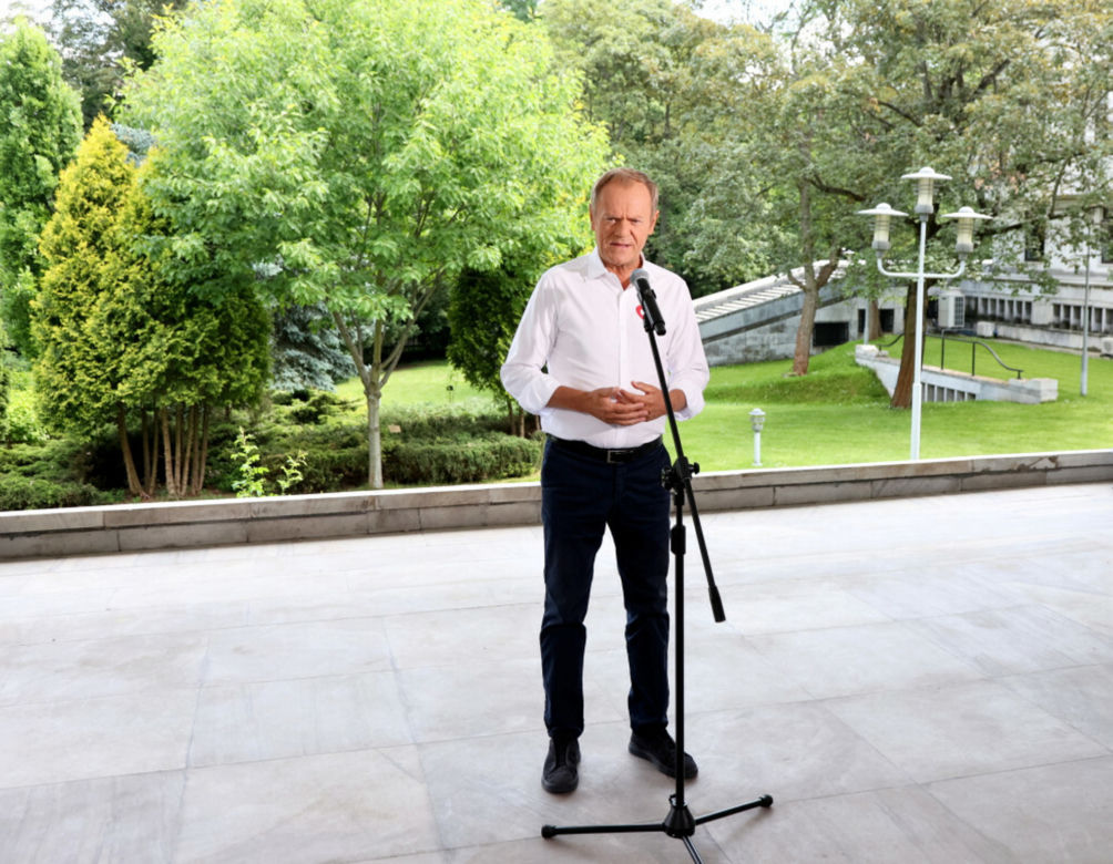 Tusk nosi buty za 3800zł