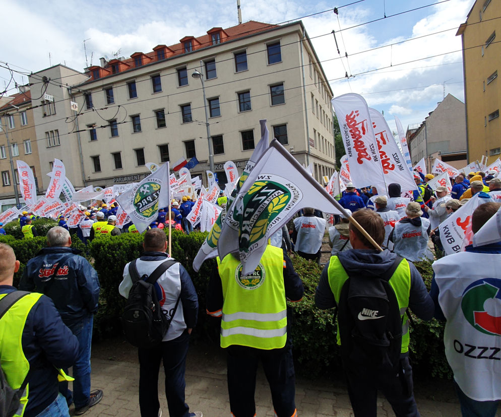 Górnicy z PGE strajkowali we Wrocławiu. Praca w Polsce naszym prawem