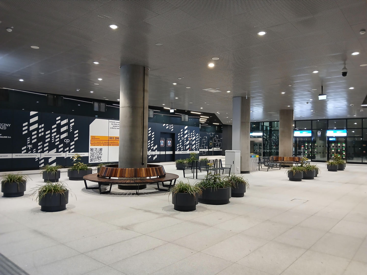 Dworzec kolejowy Warszawa Zachodnia po otwarciu