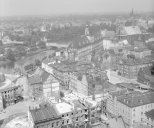 Wrocław z lotu ptaka w PRL-u. Jak wyglądała stolica Dolnego Śląska? Poznajesz te miejsca? 