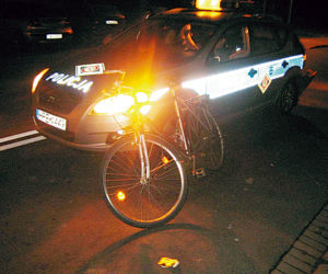 Policjanci rozjechali mnie, rower i dom