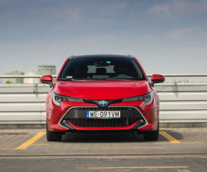 Toyota Corolla Touring Sports 2.0 Hybrid Dynamic Force 180 KM e-CVT Executive