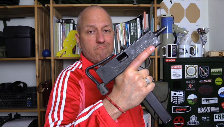Pistolet maszynowy INGRAM MAC 11