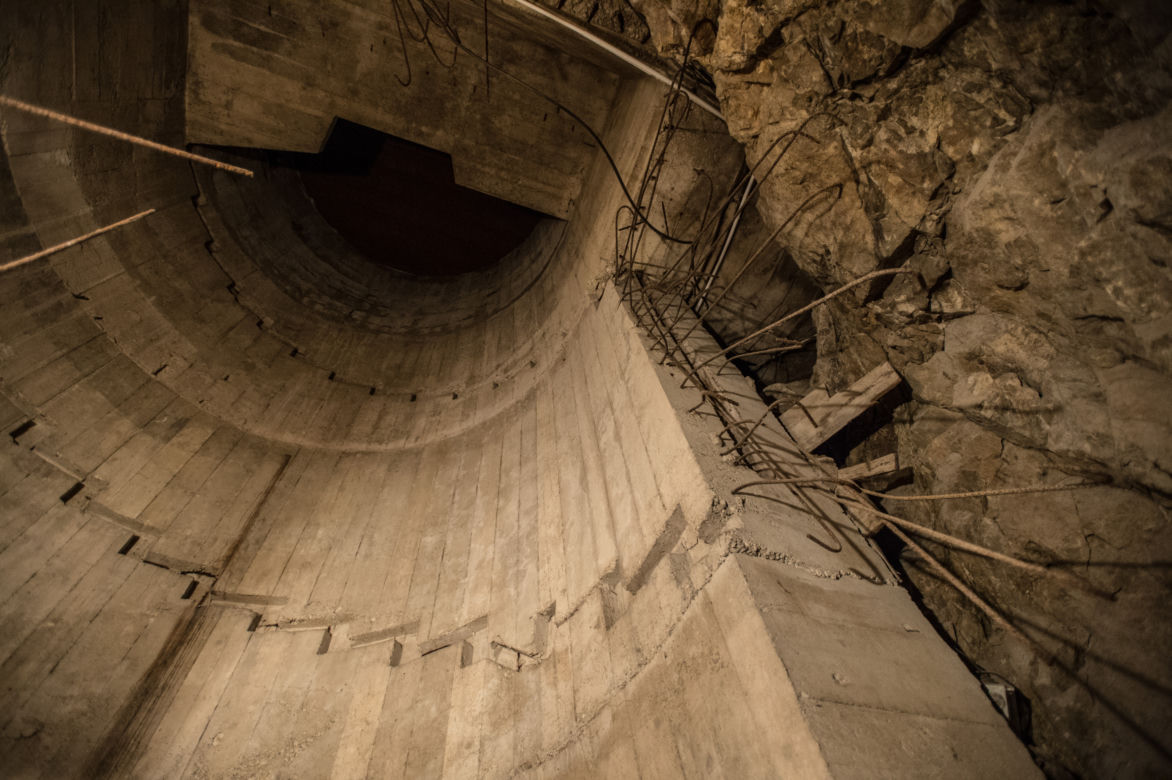 Tunel, w którym znajduje się złoty pociąg prowadzi do podziemnego miasta Hitlera?
