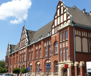 To miasto na Śląsku zachwyca perłami architektury. Zabytkowe osiedla robią wrażenie!