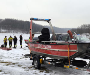 Symulacja akcji ratunkowej na zbiorniku Korzeń w Skrzyszowie