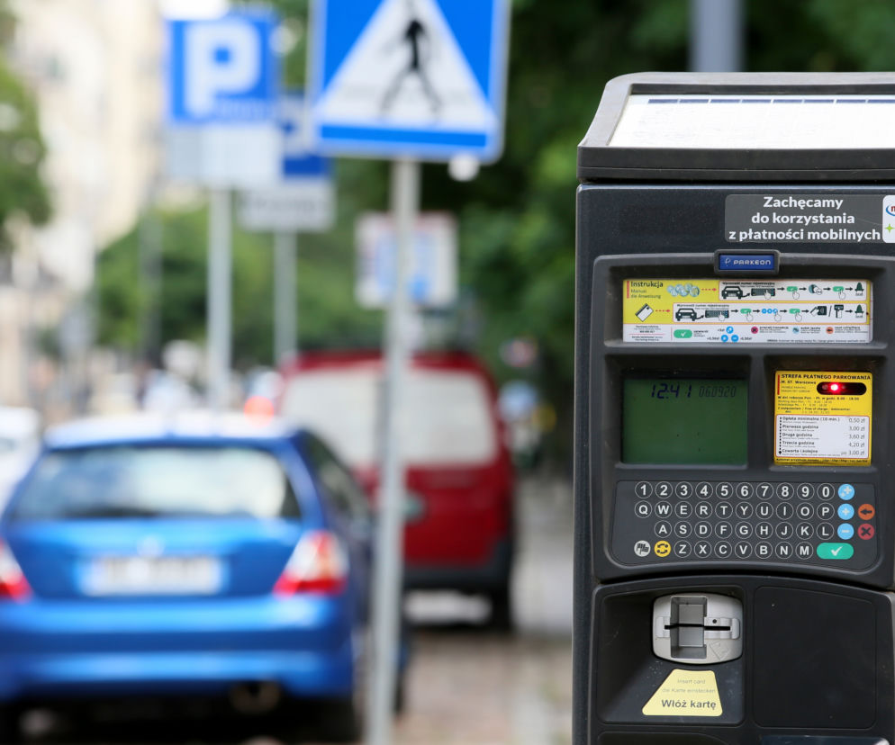 Warszawa: Wielka podwyżka opłat za parkowanie weszła w życie. Ile zapłacimy od 4 stycznia?