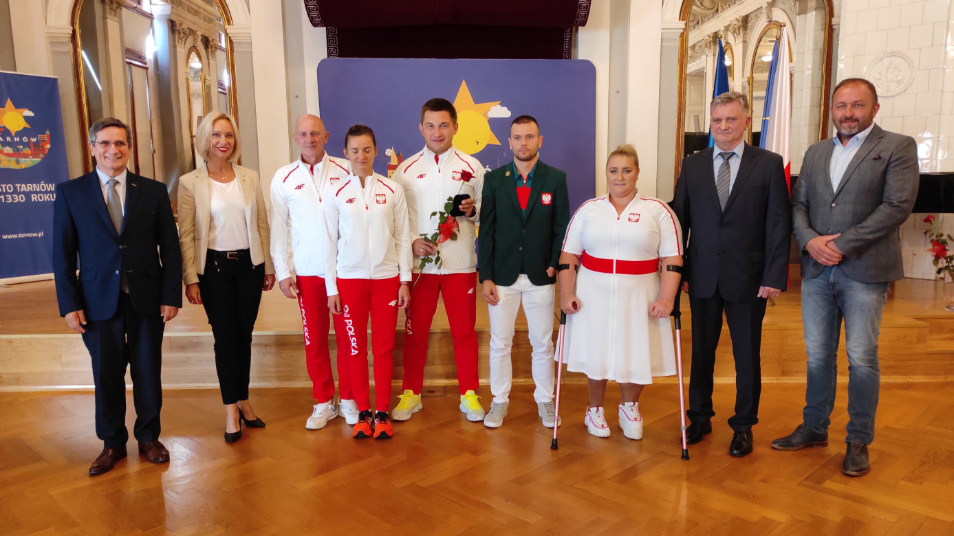 Spotkanie z tarnowskimi paraolimpijczykami w Sali Lustrzanej