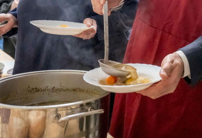 Minister Waldemar Żurek poleca na Wielkanoc żurek