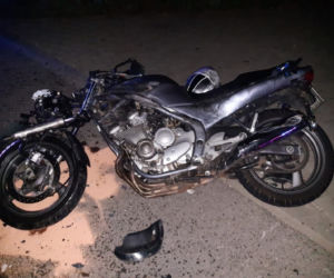 Lisia Góra. Motocyklista zderzył się z dostawczakiem. Miał masę szczęścia