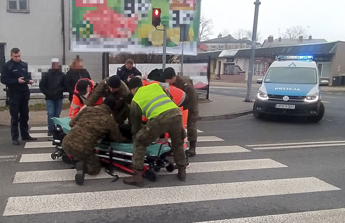  Siedleccy żołnierze uratowali panią Marię