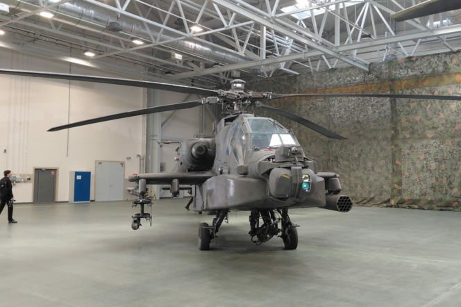 Offset za śmigłowce Apache staje się faktem. WZL-1 w Łodzi zyskują ...